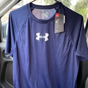 Under armor heatgear lg  fitted. NWT